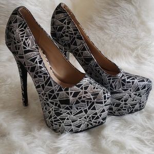 Liliana Glitter Accented Pumps